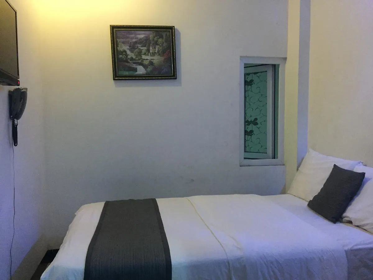 Khue My Hotel Da Nang 0*,